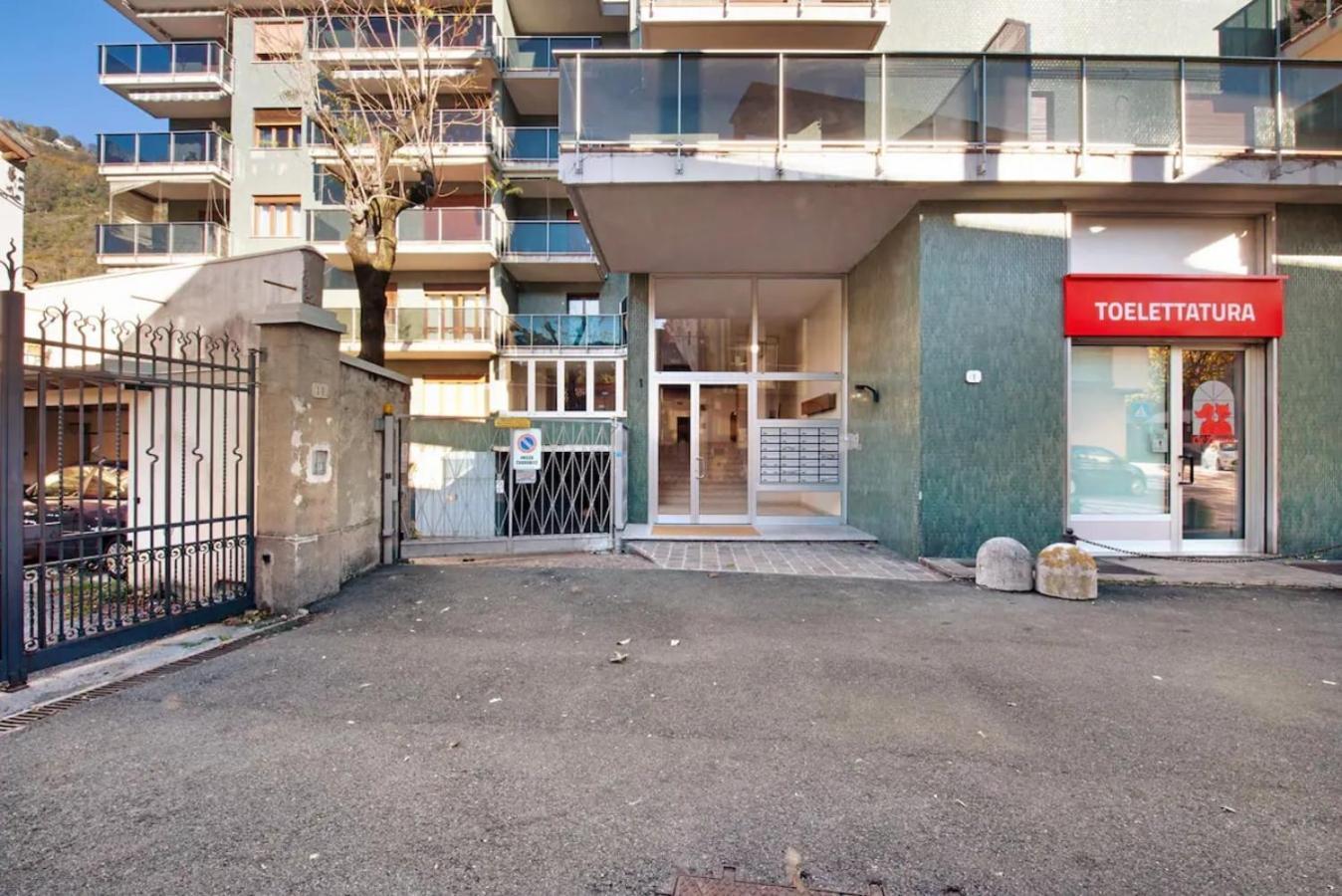 Appartamento House Of Roses Con Vista Duomo Como Exterior photo