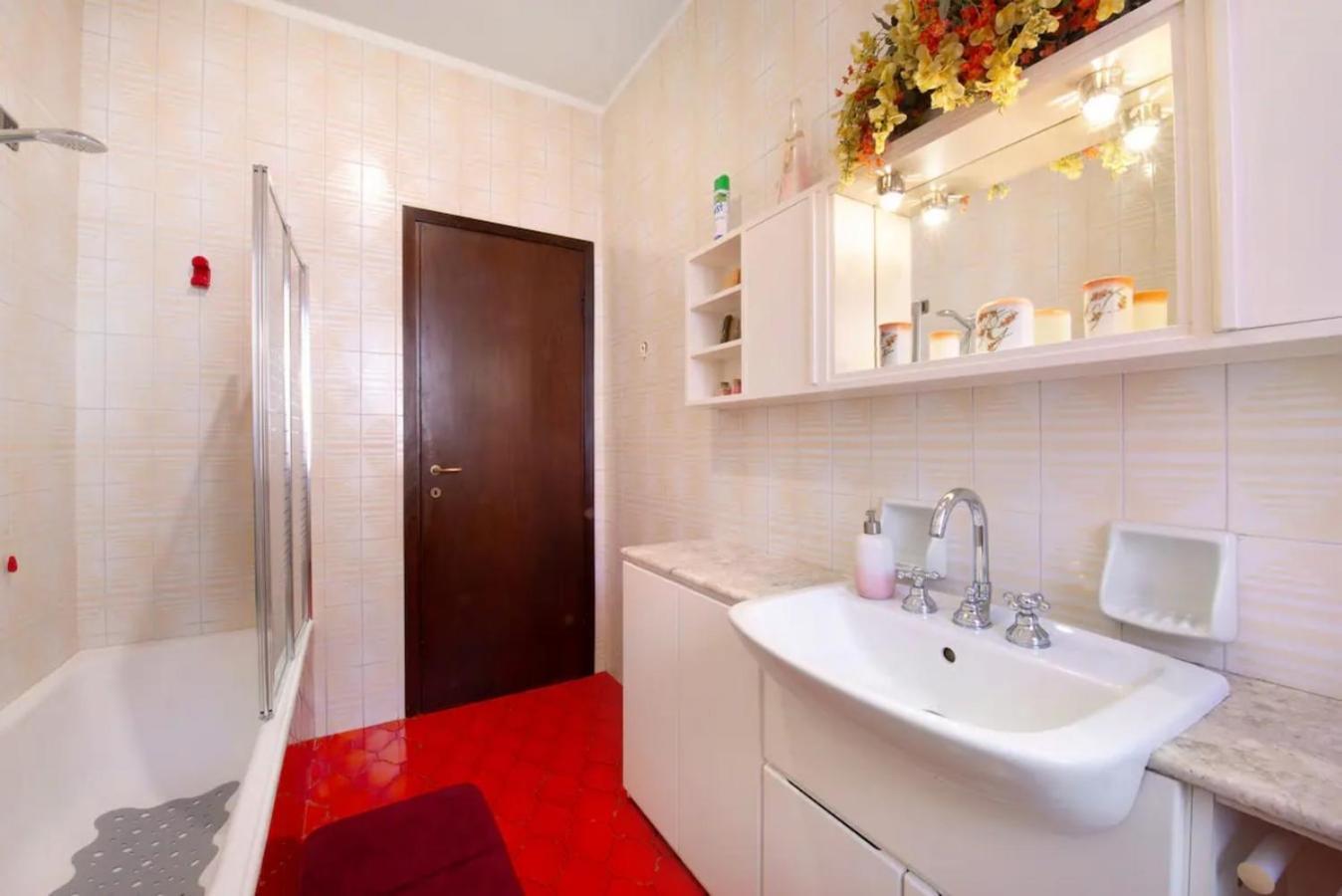 Appartamento House Of Roses Con Vista Duomo Como Exterior photo