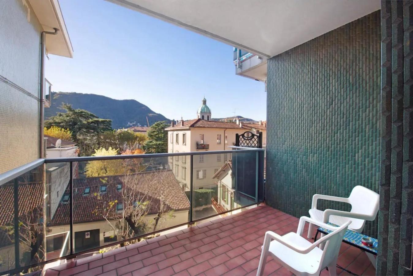 Appartamento House Of Roses Con Vista Duomo Como Exterior photo